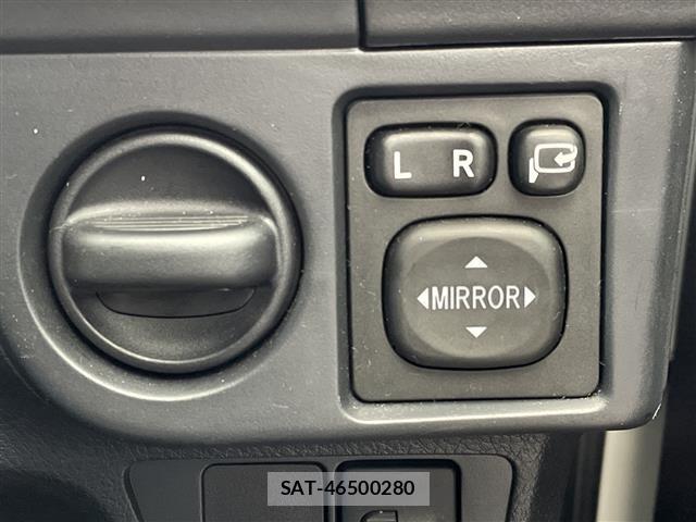 Toyota COROLLA AXIO 2013 8953760-18