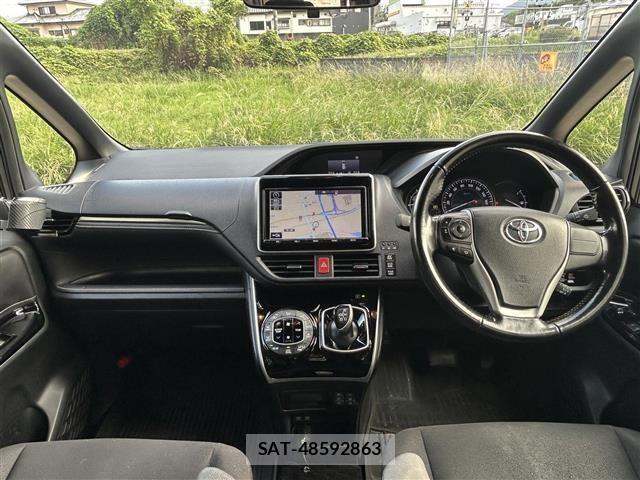 Toyota ESQUIRE 2018 8908876-6