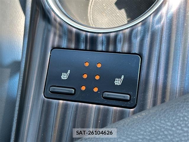 Toyota CAMRY 2017 8687748-16