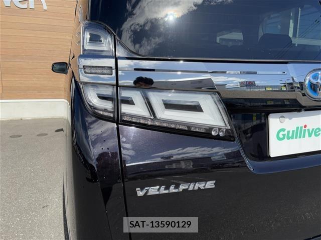 Toyota VELLFIRE 2018 8692812-4