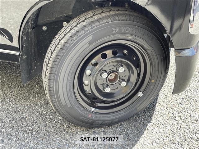 Toyota PIXIS VAN 2026 8909840-22