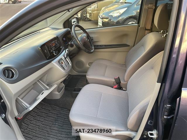 Toyota PIXIS EPOCH 2015 8919115-12