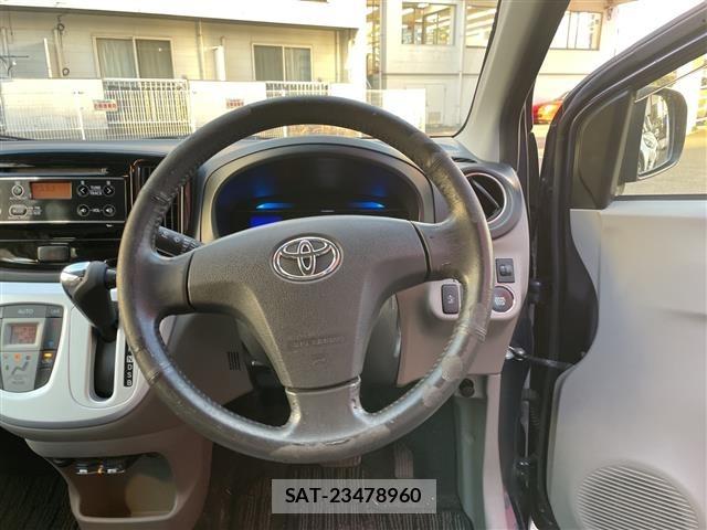Toyota PIXIS EPOCH 2015 8919115-6