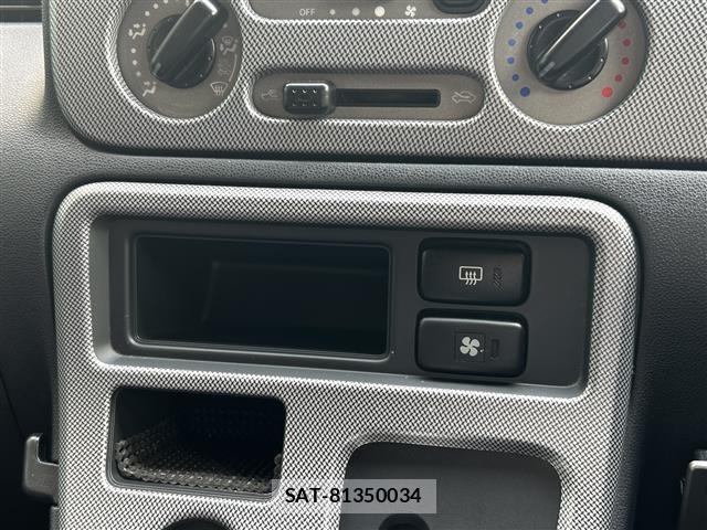 Daihatsu ATRAI WAGON 2006 8701889-3