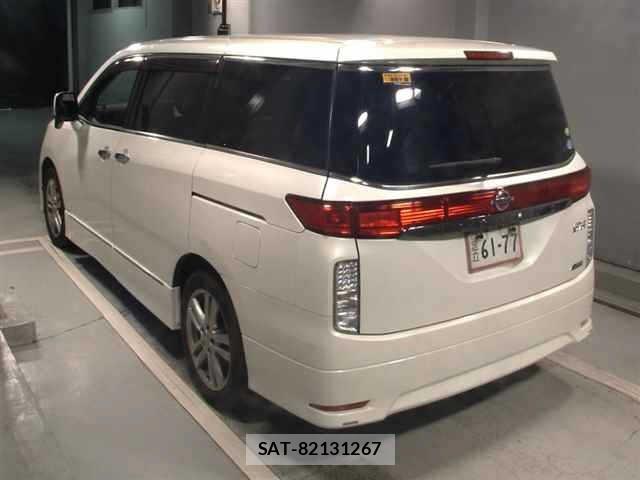 Nissan ELGRAND 2012 8908893-1