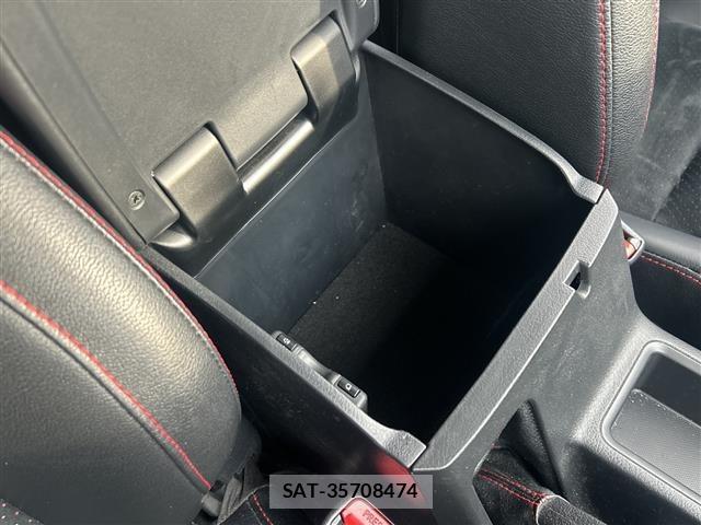 Toyota HILUX 2023 8682905-22