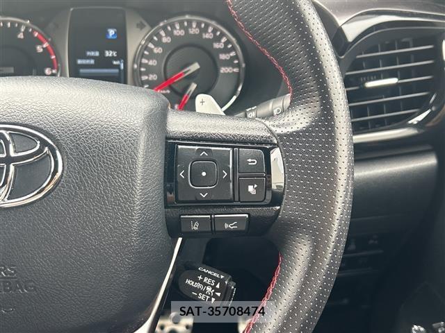 Toyota HILUX 2023 8682905-4
