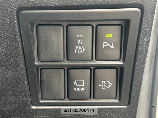 Toyota HILUX 2023 8682905-5