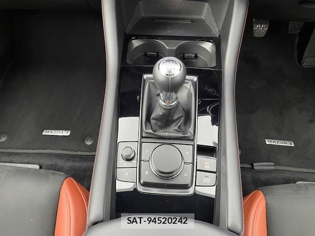 Mazda MAZDA3 2024 8909352-12