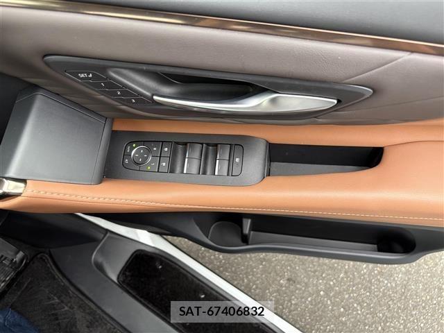 Toyota VELLFIRE 2025 8692813-6