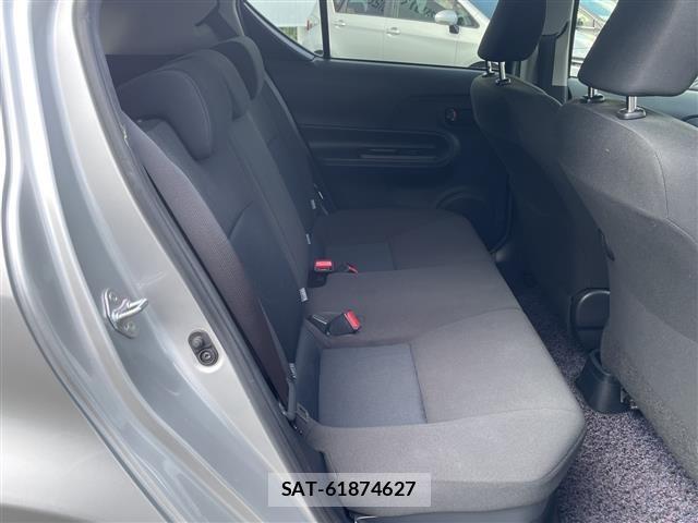 Toyota AQUA 2017 8705824-2