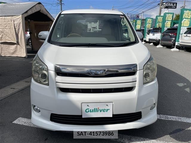 Toyota NOAH 2008 8683608-15