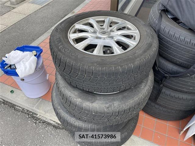 Toyota NOAH 2008 8683608-2