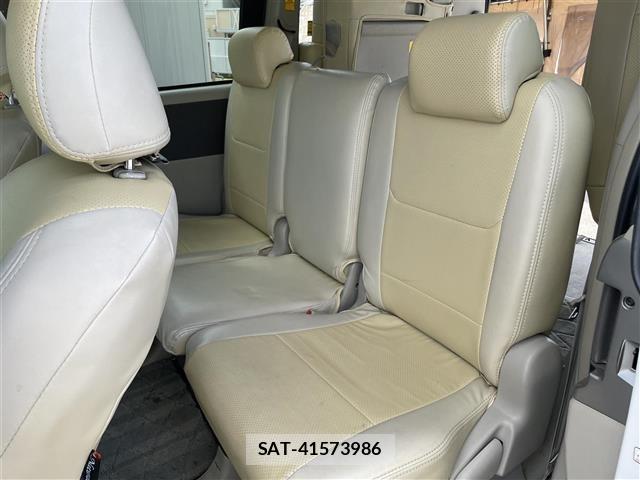 Toyota NOAH 2008 8683608-20