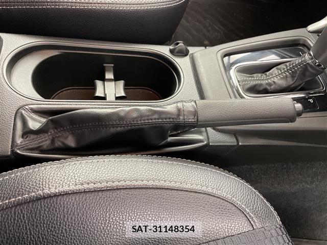 Subaru FORESTER 2013 8898400-1