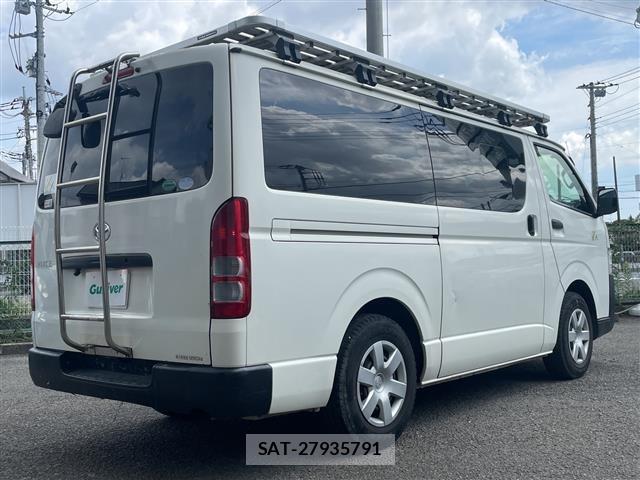 Toyota HIACE VAN 2016 8677165-1