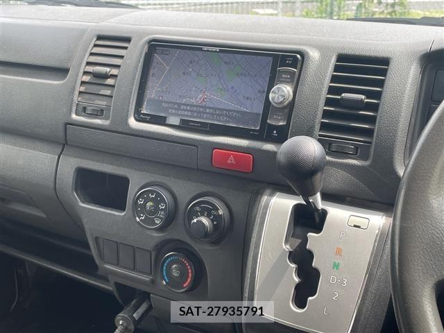 Toyota HIACE VAN 2016 8677165-12