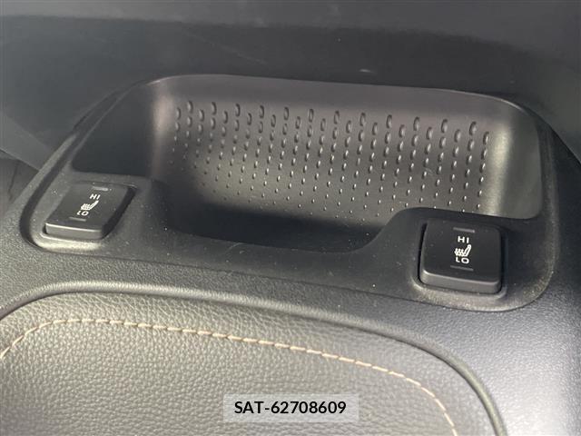 Toyota COROLLA TOURING 2020 8692792-2