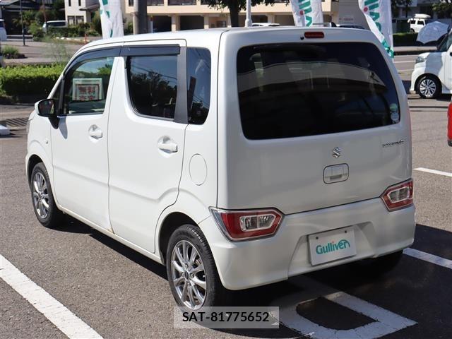 Suzuki WAGON R 2018 8921348-13