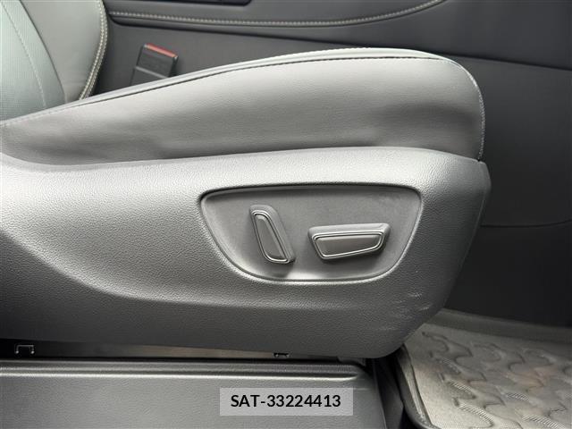 Toyota ALPHARD 2025 8716356-1