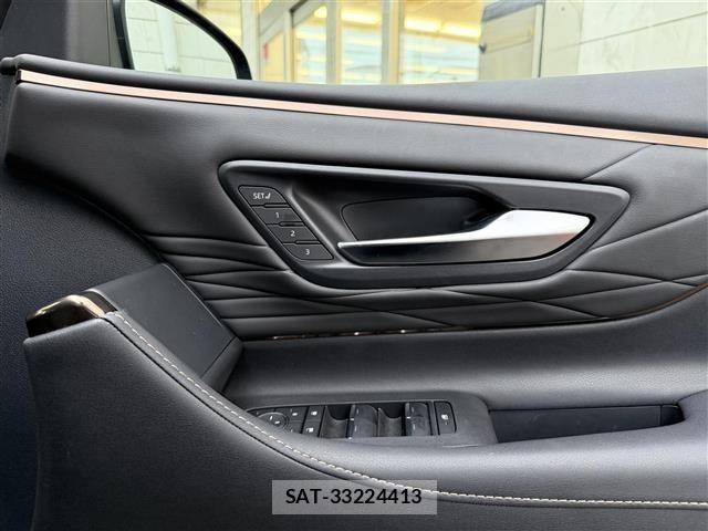 Toyota ALPHARD 2025 8716356-3