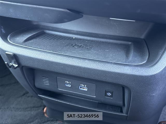 Nissan SERENA 2023 8672199-1