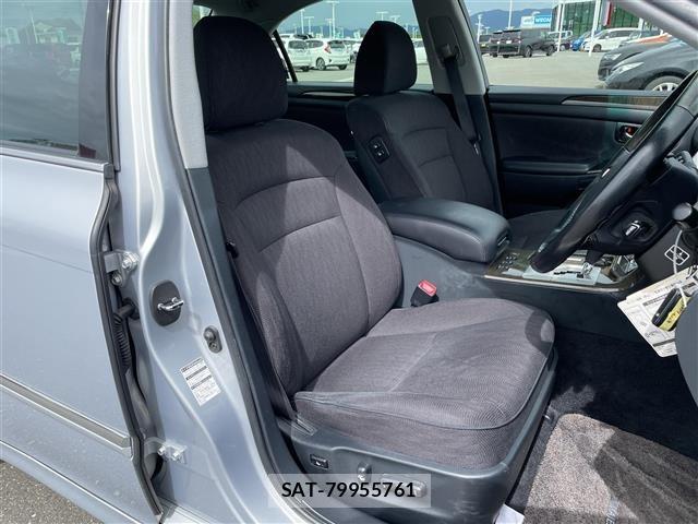 Toyota CROWN MAJESTA 2005 8784766-13