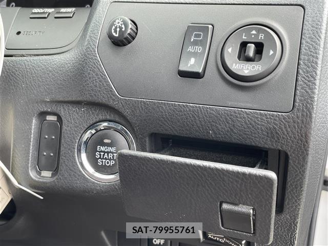 Toyota CROWN MAJESTA 2005 8784766-18