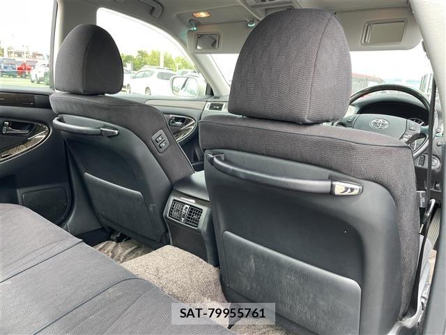 Toyota CROWN MAJESTA 2005 8784766-21