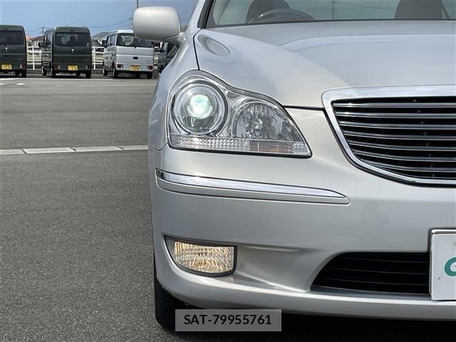 Toyota CROWN MAJESTA 2005 8784766-6