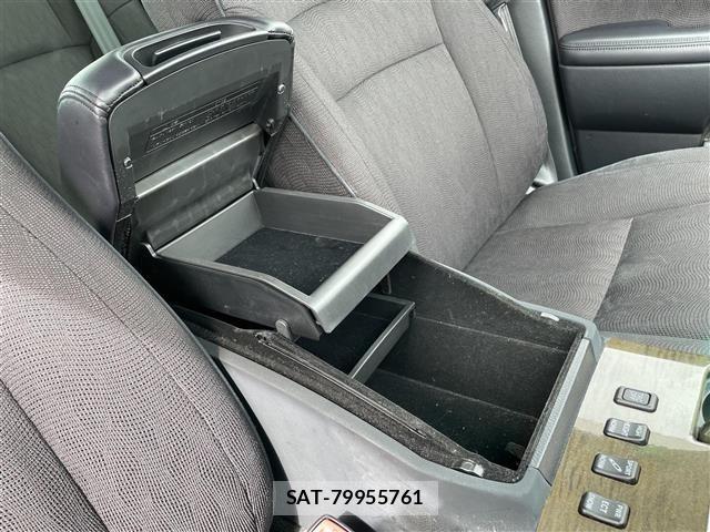 Toyota CROWN MAJESTA 2005 8784766-9