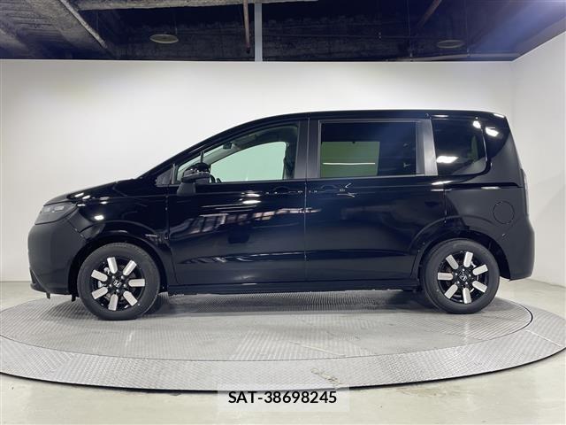 Honda FREED 2026 8716357-6