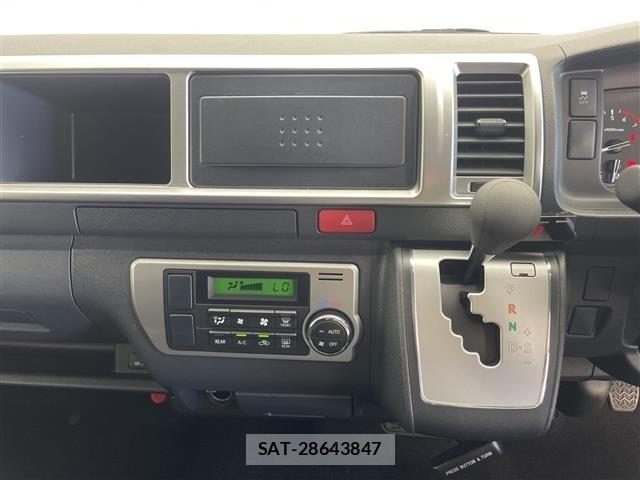 Toyota HIACE VAN 2025 8698143-11