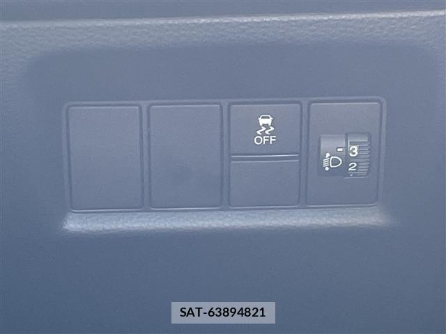 Honda FIT 2024 8703702-9