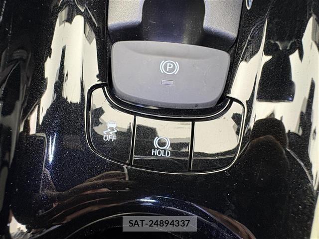 Toyota C-HR 2016 8724201-10