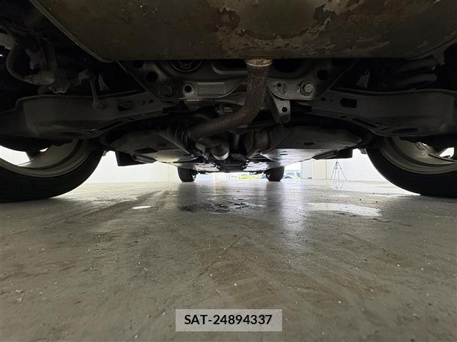 Toyota C-HR 2016 8724201-13