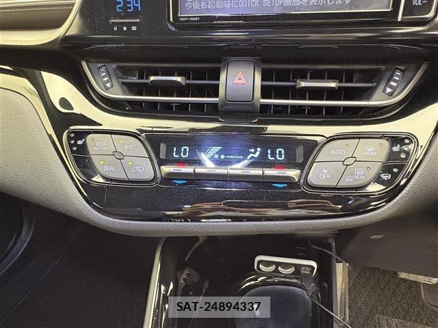 Toyota C-HR 2016 8724201-22