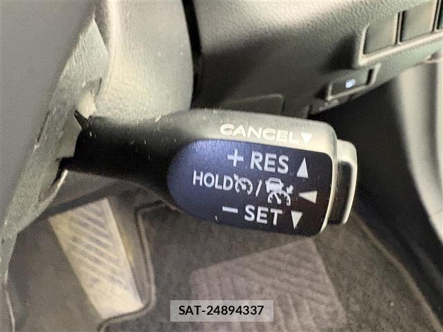 Toyota C-HR 2016 8724201-8