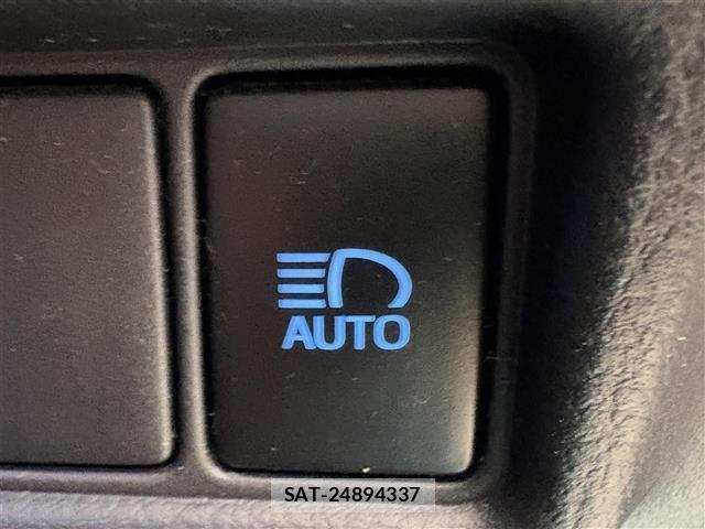 Toyota C-HR 2016 8724201-9