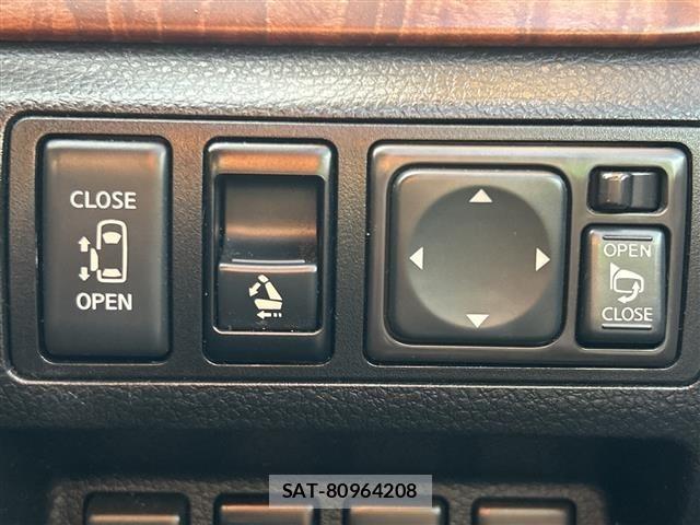 Nissan PRESAGE 2008 8909777-1