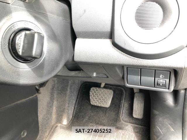 Mazda VERISA 2014 8825361-5