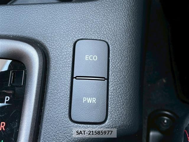 Toyota HILUX 2022 8705242-4