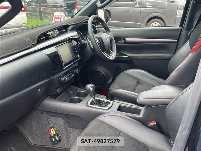 Toyota HILUX 2022 8705243-7