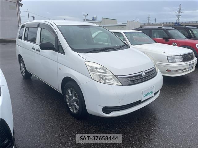 Toyota ISIS 2005 8707667-0