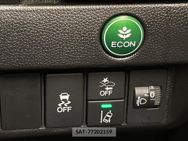 Honda FIT 2017 8922171-19