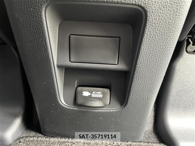 Toyota NOAH 2026 8706390-12