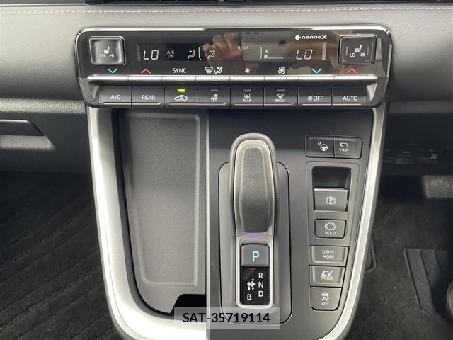 Toyota NOAH 2026 8706390-21