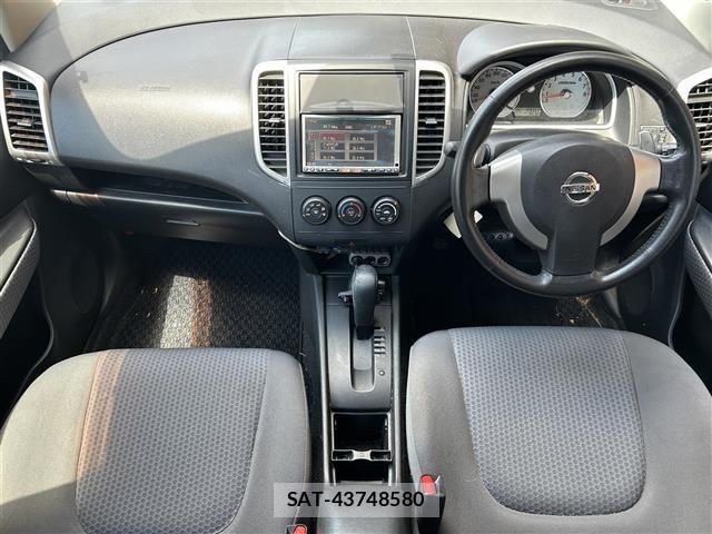 Nissan Wingroad 2008 8693497-2
