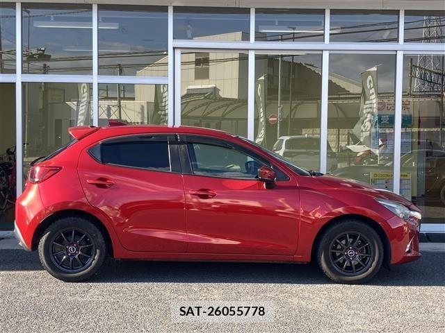 Mazda DEMIO 2017 8908137-17