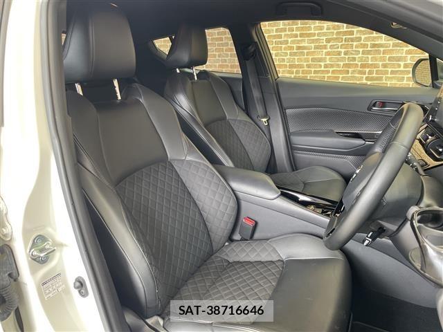 Toyota C-HR 2021 8724208-10